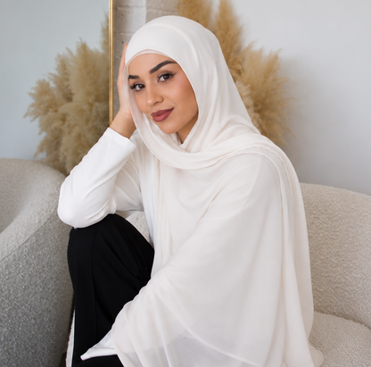 Ivory Hijab - Modal