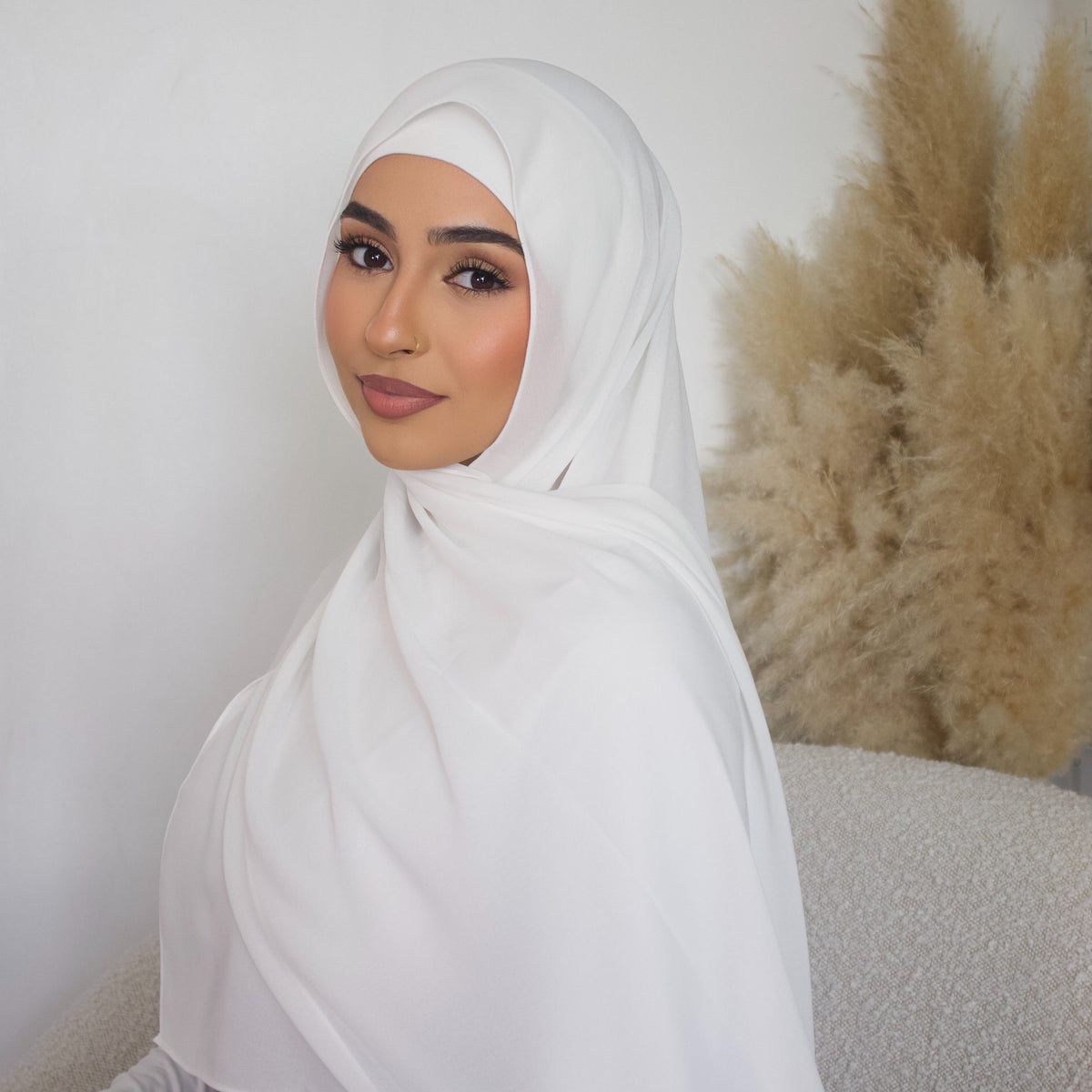 Ivory Hijab - Chiffon